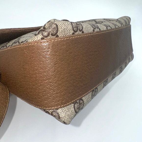 Gucci Vintage‎ GG Monogram Supreme Sherry Line Flap Adjustable Crossbody Bag - Picture 4 of 16
